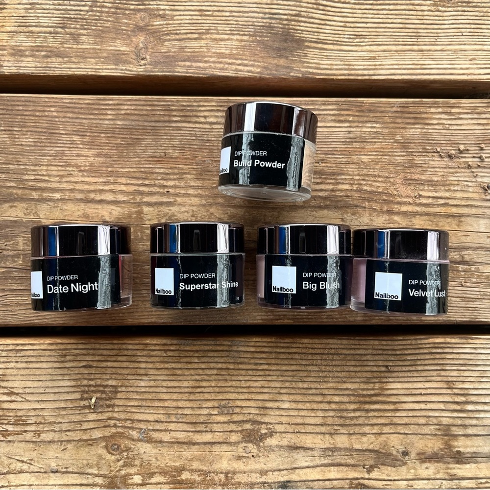 Nailboo Builder Powder and 4 colors